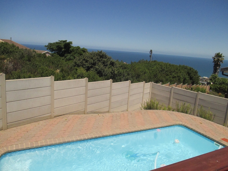 6 Bedroom Property for Sale in Dana Bay Western Cape